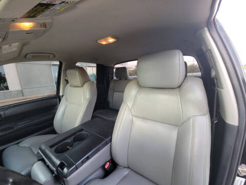 2014 Toyota Tundra SR