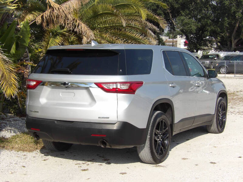 2021 Chevrolet Traverse LS
