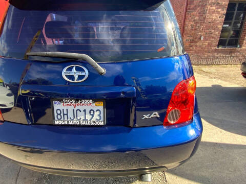 2005 Scion xA