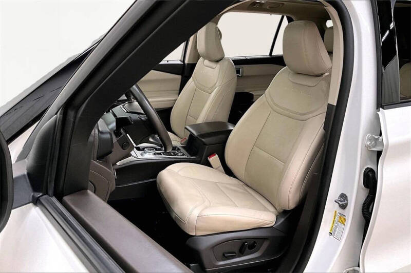 2023 Ford Explorer Platinum