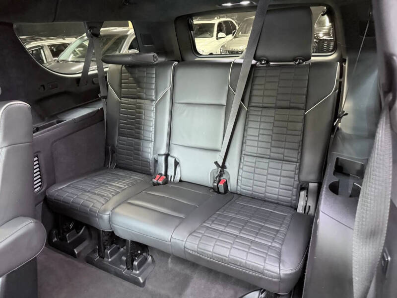 2022 Cadillac Escalade ESV Sport Platinum