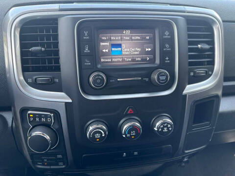 2024 RAM 1500 Classic SLT