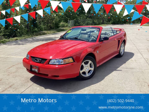 2004 Ford Mustang Deluxe
