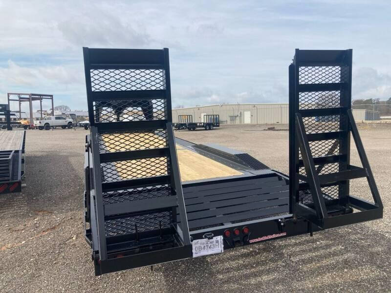 2023 Double A Trailers GN 102 x28 (24+4)
