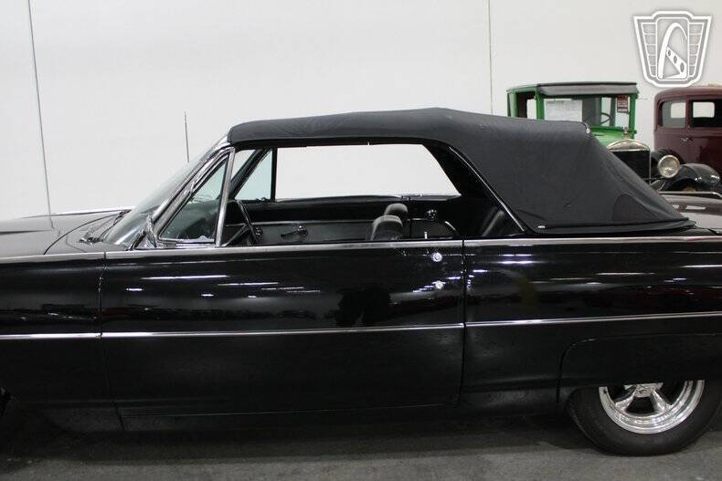 1962 Ford Thunderbird