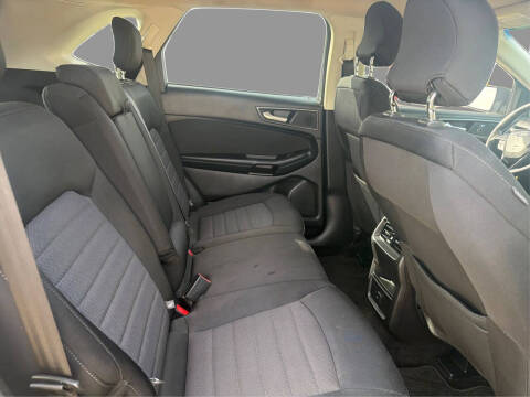 2017 Ford Edge SE