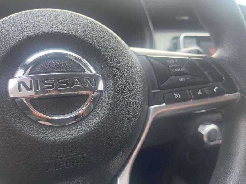 2019 Nissan Kicks SV