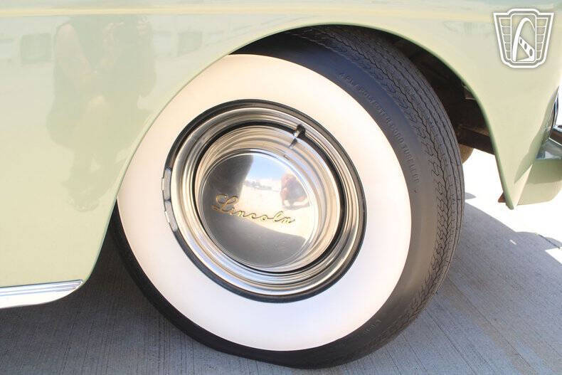 1948 Lincoln Continental