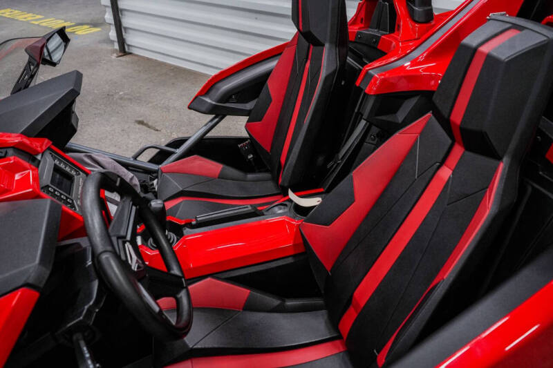 2015 Polaris Slingshot SL