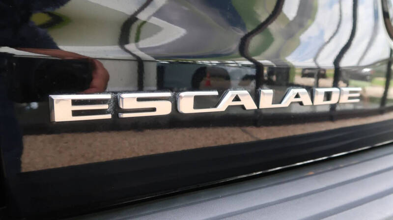 2018 Cadillac Escalade Luxury