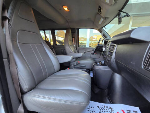 2020 Chevrolet Express LS 2500