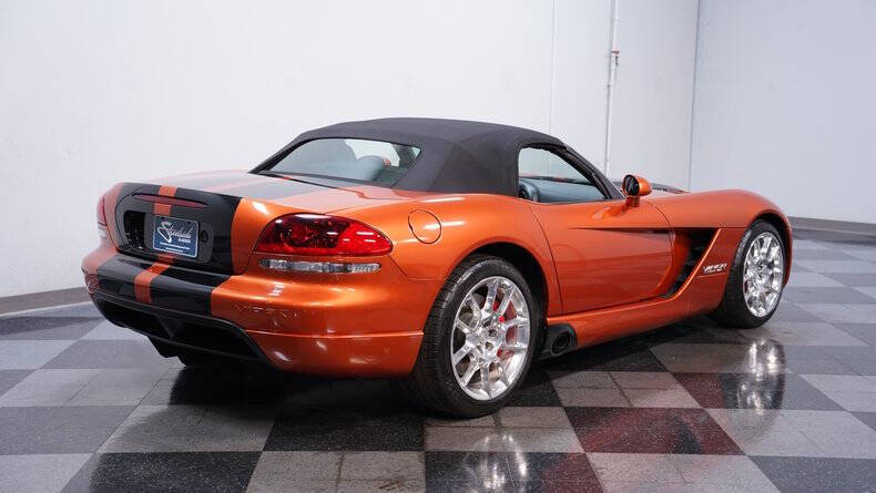 2010 Dodge Viper SRT-10