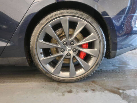 2015 Tesla Model S P85D