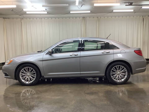 2013 Chrysler 200 Limited
