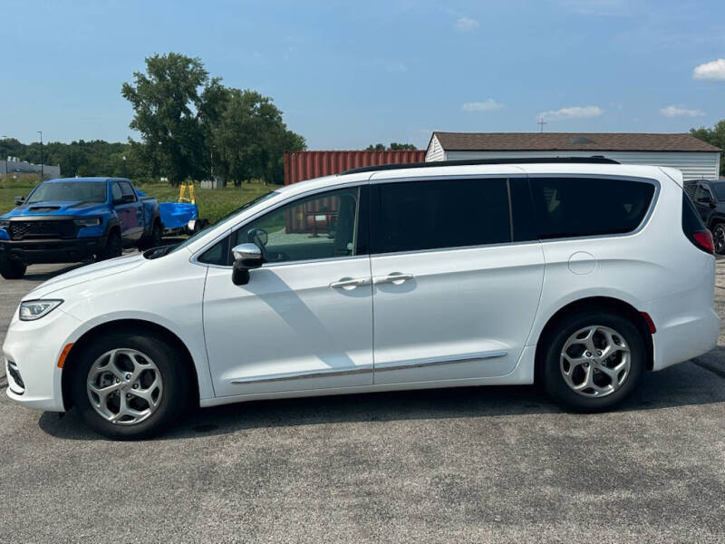 2023 Chrysler Pacifica Limited