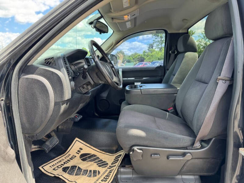 2009 GMC Sierra 2500HD Work Truck