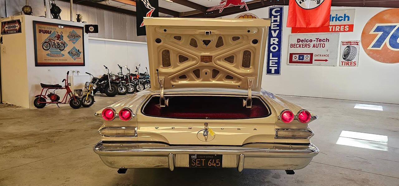 1960 Pontiac Ventura 48