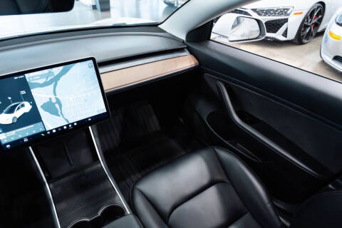 2019 Tesla Model 3 Mid Range