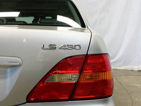2002 Lexus LS 430