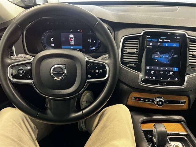 2023 Volvo XC90 B6 Plus Bright Theme 7P