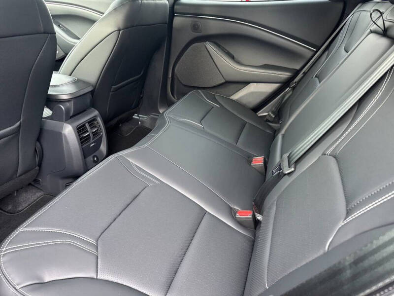 2025 Ford Mustang Mach-E Premium