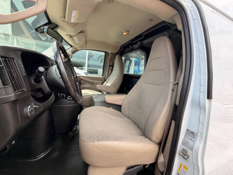 2021 Chevrolet Express 2500