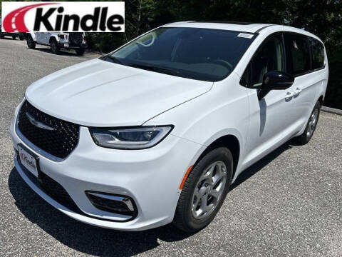 2024 Chrysler Pacifica for sale at Kindle Auto Plaza in Cape May Court House NJ