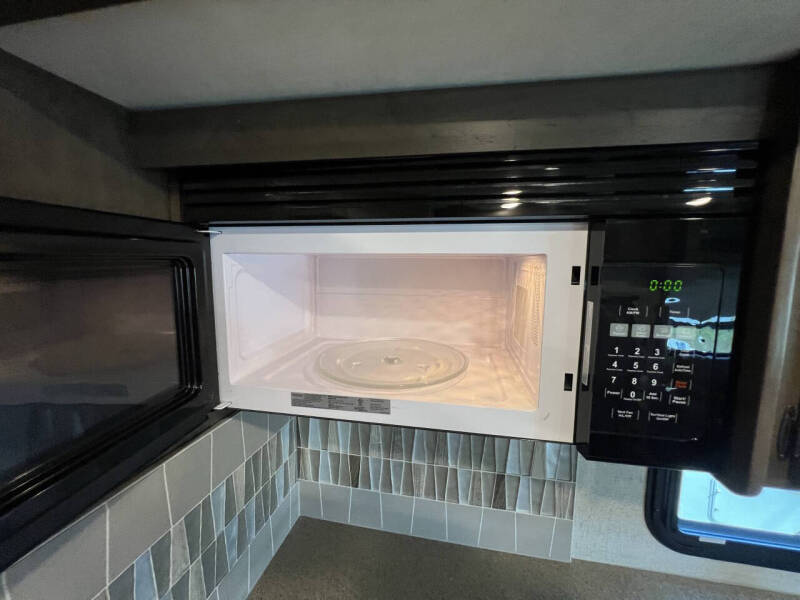 2021 Thor Motor Coach Windsport 34J