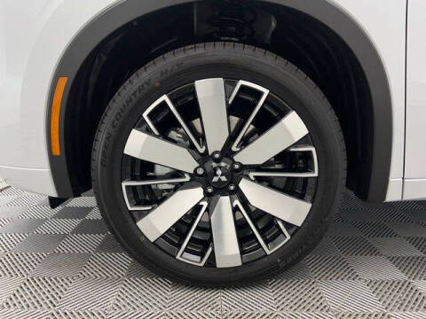 2025 Mitsubishi Outlander SEL