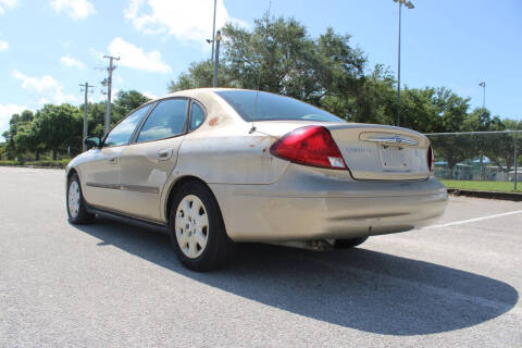 2001 Ford Taurus LX