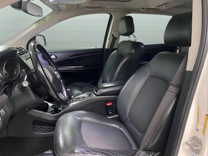 2020 Dodge Journey Crossroad