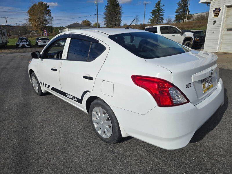 2018 Nissan Versa