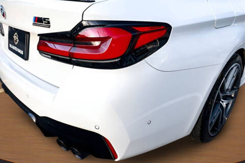2023 BMW M5