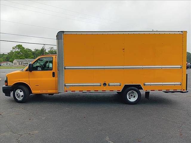 2021 GMC Savana