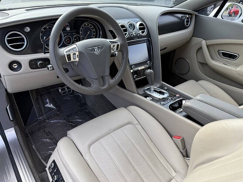 2015 Bentley Continental 31