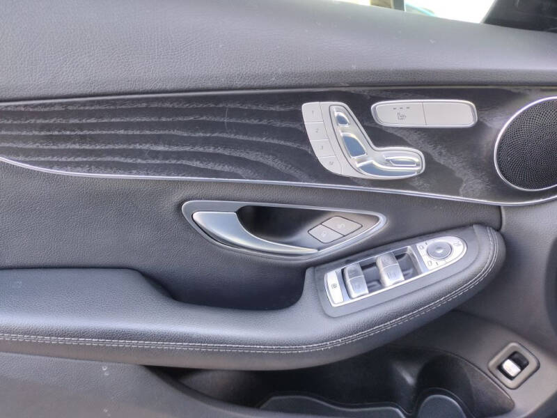 2017 Mercedes-Benz C-Class C 300