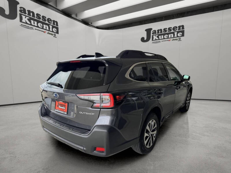 2024 Subaru Outback Premium