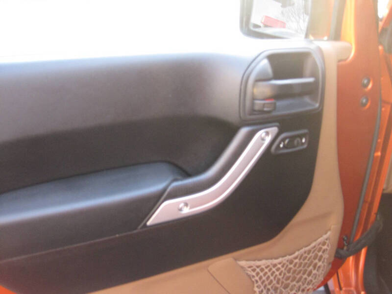 2011 Jeep Wrangler Unlimited Sahara