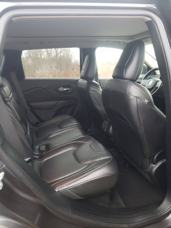 2015 Jeep Cherokee for sale at Platinum Motors in Holland, MI