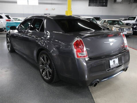 2013 Chrysler 300 SRT8