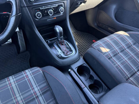 2013 Volkswagen GTI Base PZEV