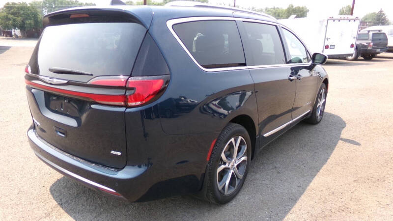 2024 Chrysler Pacifica Pinnacle