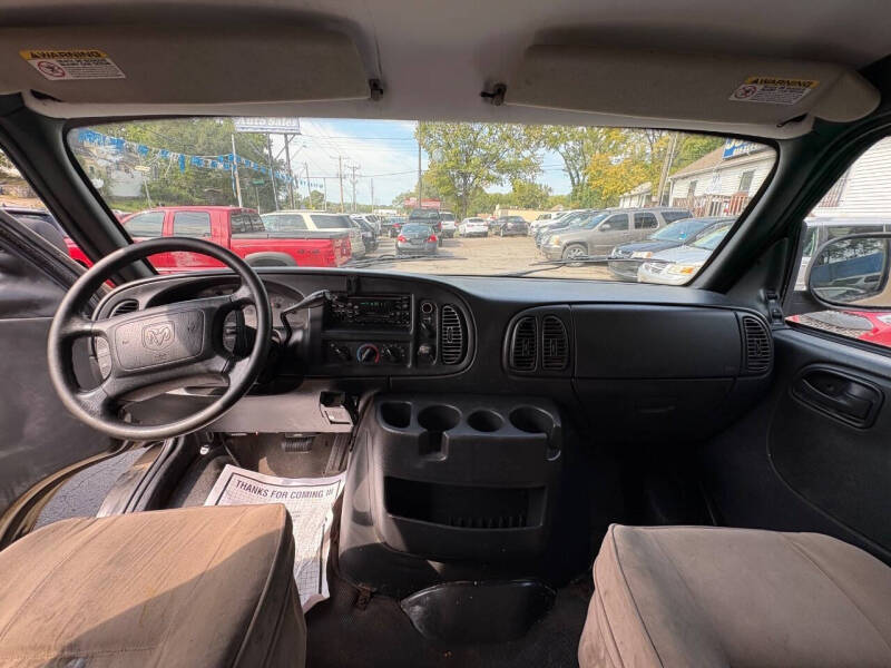 2003 Dodge Ram Van 1500