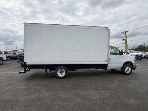 2027 Ford E-Series