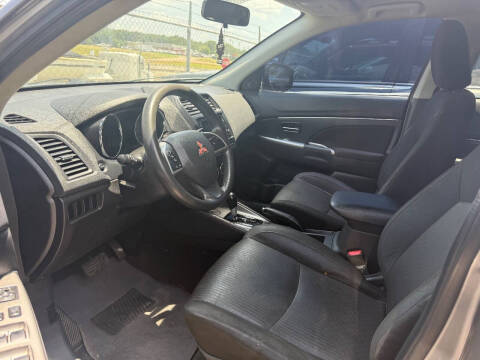 2019 Mitsubishi Outlander Sport ES