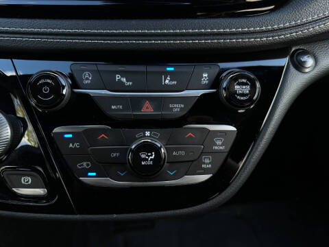 2021 Chrysler Pacifica Touring