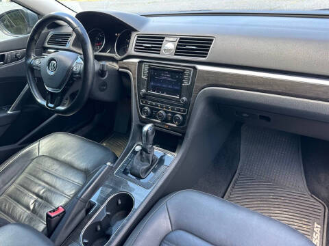 2016 Volkswagen Passat