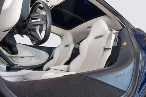 2023 McLaren GT