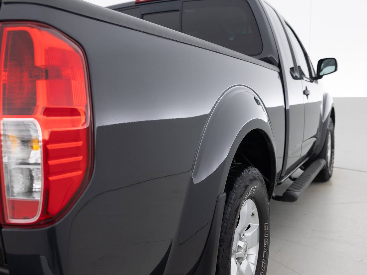 Used Car 2012 Nissan Frontier  Sv V6 4x4 4dr King Cab Pickup 5a For Sale Under $10,000 In Coal City, Illinois
