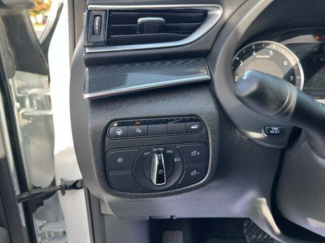 2024 Infiniti QX50 37